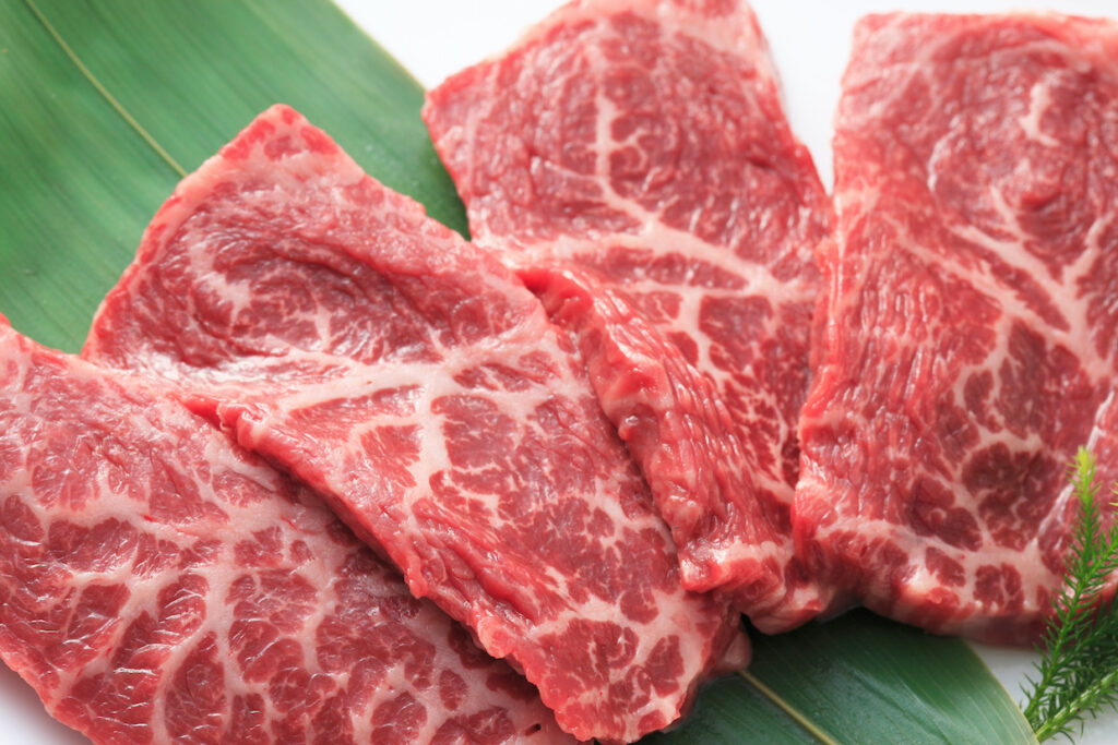和牛の美味しい部位を串焼きで提供いたします