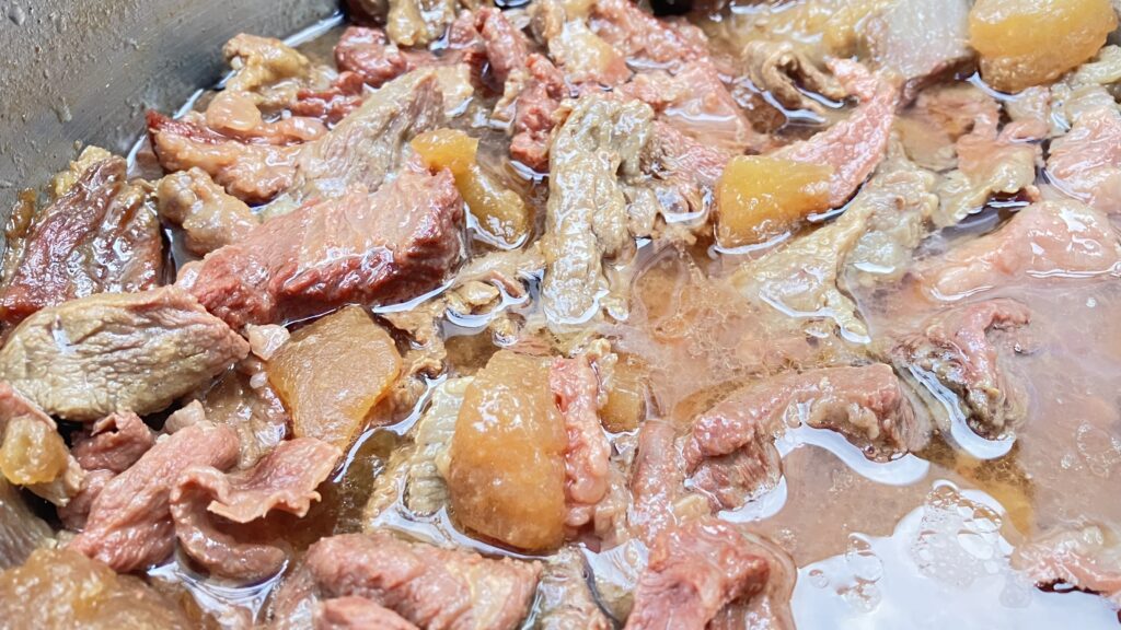 和牛肉煮込み　700円