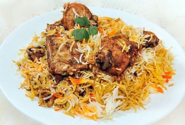 STM HALAL FOODの写真